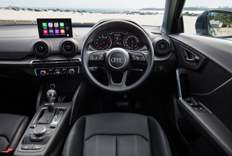 Торпедо Audi Q2 TFSI Edition #1 2017 года  (AU) (фото 5 из 24)